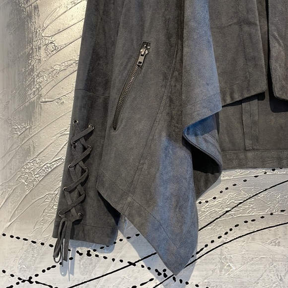 Cupcakes & Cashmere Open Front Faux Suede Jacket Size XS Grey NWOT - Picture 4 of 9